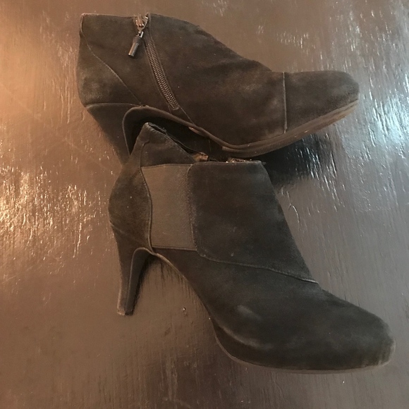 Black Suede Heels - Picture 4 of 7